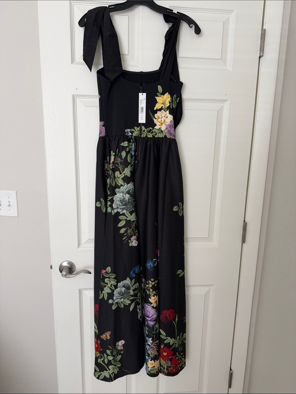 Alice & Olivia Oriana Drop-Waist Black Floral Tie-Shoulder Dress - Picture 6 of 6